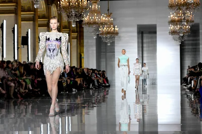 Look 26